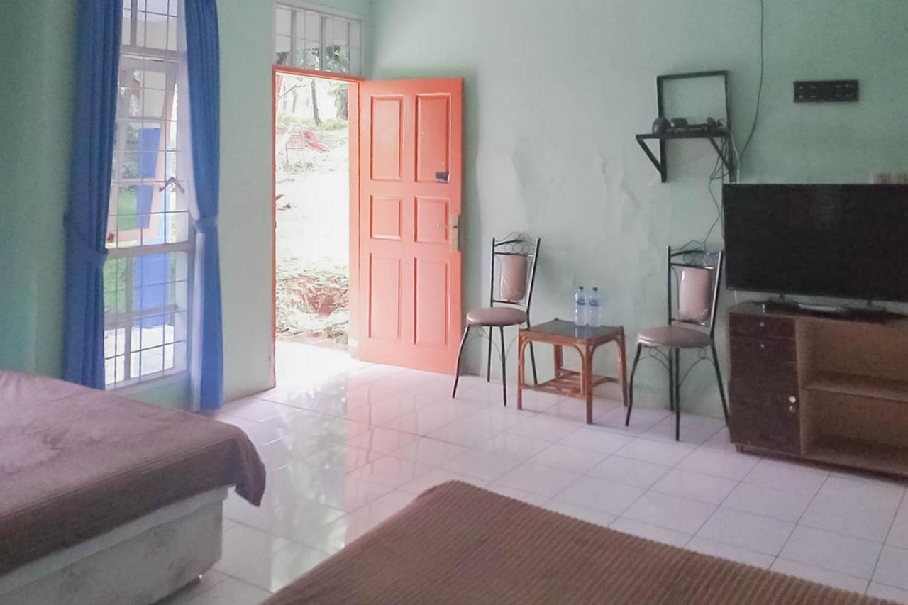 Villa Getsemani Mitra Reddoorz Sangkanurip Bagian luar foto